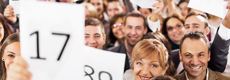 公益拍卖（一幅当代手工艺术品）